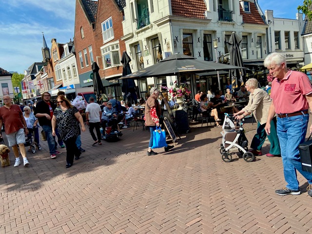 Kwaliteit Nederlandse samenleving hoog, maar verschillen tussen groepen zorgelijk